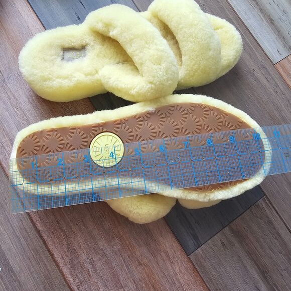 UGG Oh Yeah Fluff Slide Slippers Yellow Sheepskin Double Strap US 9 - Picture 7 of 7